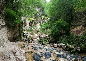 turistipercaso cascata_delle_tre_cannelle