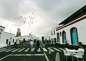 turistipercaso 1_mercato_di_Teguise_3