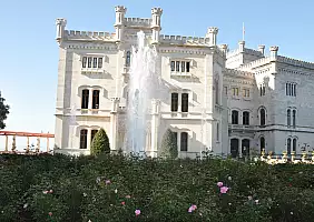 turistipercaso Castello_Miramare