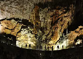 turistipercaso Grotta_Gigante_2_