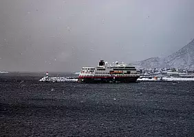 turistipercaso IMG_3955_Photographic_Hurtigruten_a_Reine