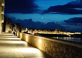 turistipercaso TRAPANI_DOPO_IL_TRAMONTO