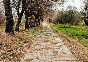 turistipercaso antico_basolato_via_cassia