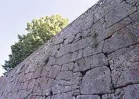 turistipercaso 01_alatri_mura_megalitche_adelearati