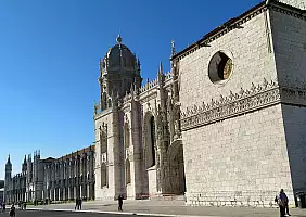 turistipercaso Mosteiro_dos_Jeronimos_1