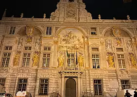 turistipercaso Palazzo_di_San_Giorgio