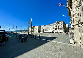 turistipercaso Piazza_Unita_d_Italia_3