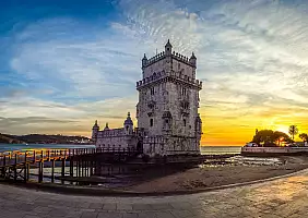 turistipercaso Torre_di_Belem_tramonto