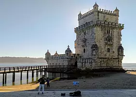 turistipercaso copertina_Lisbona