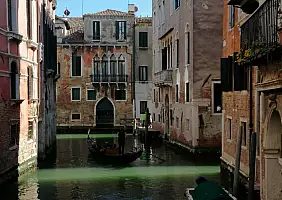turistipercaso in_gondola