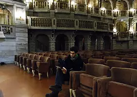 turistipercaso teatro