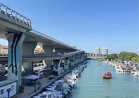 turistipercaso 94DBE034_CD89_404A_999C_AA7AF93474D0