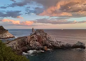 turistipercaso Tramonto_scenografico_a_Portovenere
