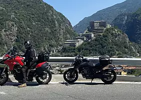 turistipercaso forte_di_bard