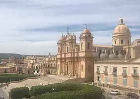 turistipercaso noto
