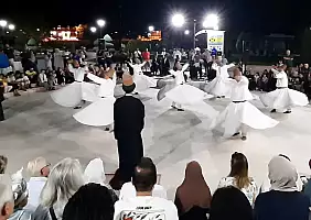 turistipercaso I_DERVISCI_ROTANTI