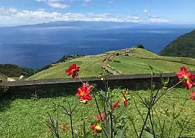turistipercaso Vista_isola_di_Pico_da_Sao_Jorge