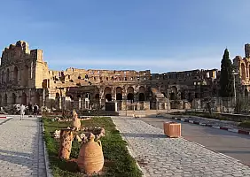 turistipercaso El_Jem_Anfiteatro_romano