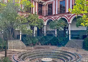 turistipercaso Hospital_de_los_Venerables