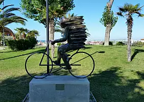 turistipercaso onore_alla_bici
