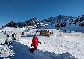 turistipercaso ghiacciaio_stubai_big_family_Stubai
