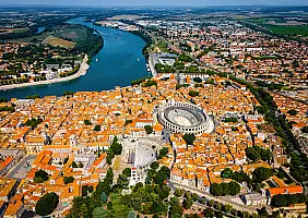 turistipercaso The aerail view of Arles, a city on the Rhône River in the Provence region of France