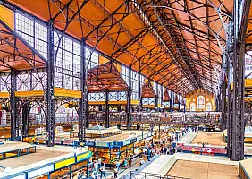 turistipercaso Interiors,Of,Central,Market,Hall,Of,Budapest,,Hungary