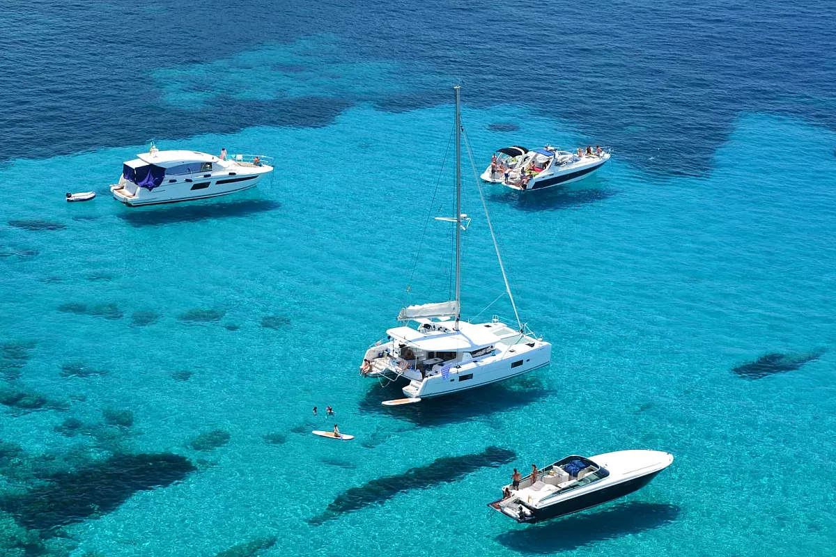 Una vacanza in barca con Click&Boat per un weekend fuori porta o verso le destinazioni di mare più desiderate per il 2023