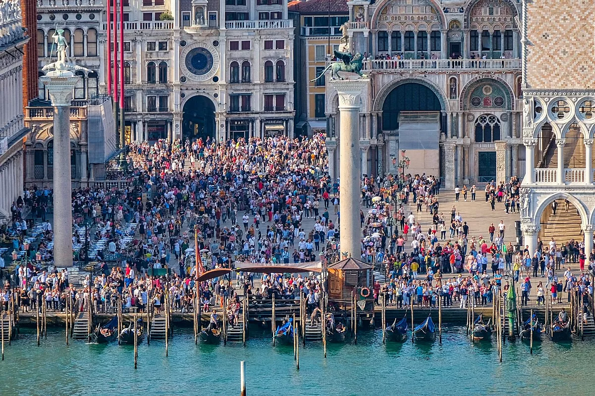 Folla a Venezia