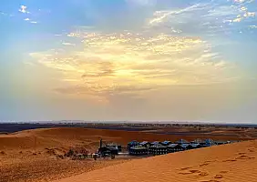 turistipercaso alba_nel_deserto