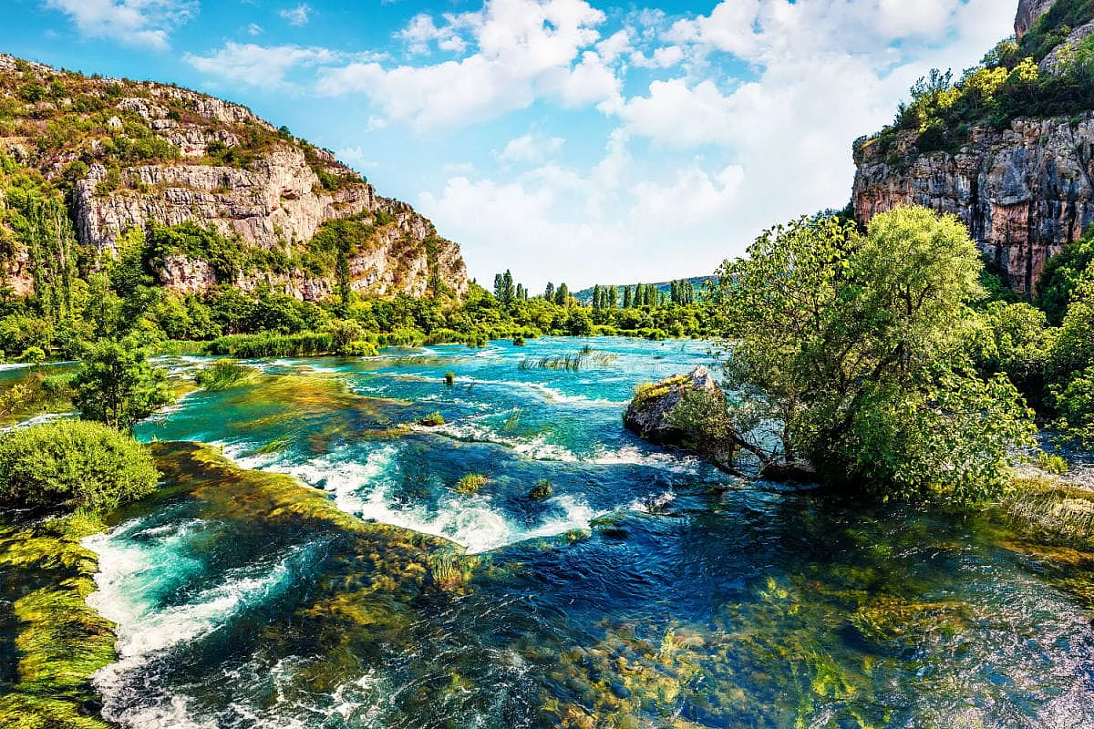 Come fili d’argento nel verde, ecco l’attrazione iconica del parco di Krka