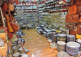 turistipercaso negozio_ceramiche