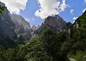 turistipercaso Verso_il_rifugio_Croz_dell_Altissimo_Molveno_