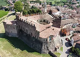 turistipercaso MONTEMAGNO_CASTELLO