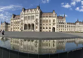 turistipercaso Panoramica_sul_Parlamento