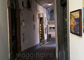 turistipercaso un_vicolo