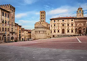 turistipercaso Arezzo-1367975469