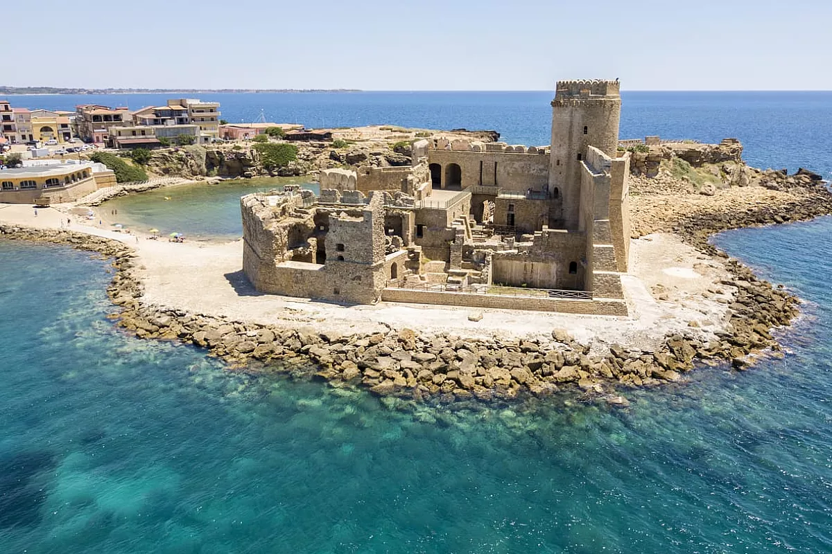 Le Castella