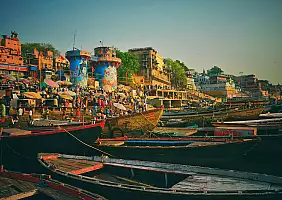 turistipercaso varanasi-unsplash