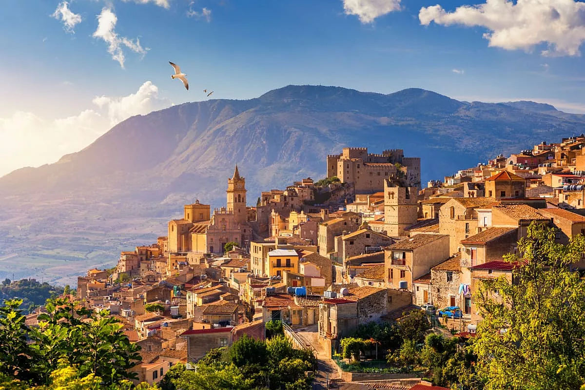 10 borghi di collina in Italia che devi assolutamente visitare