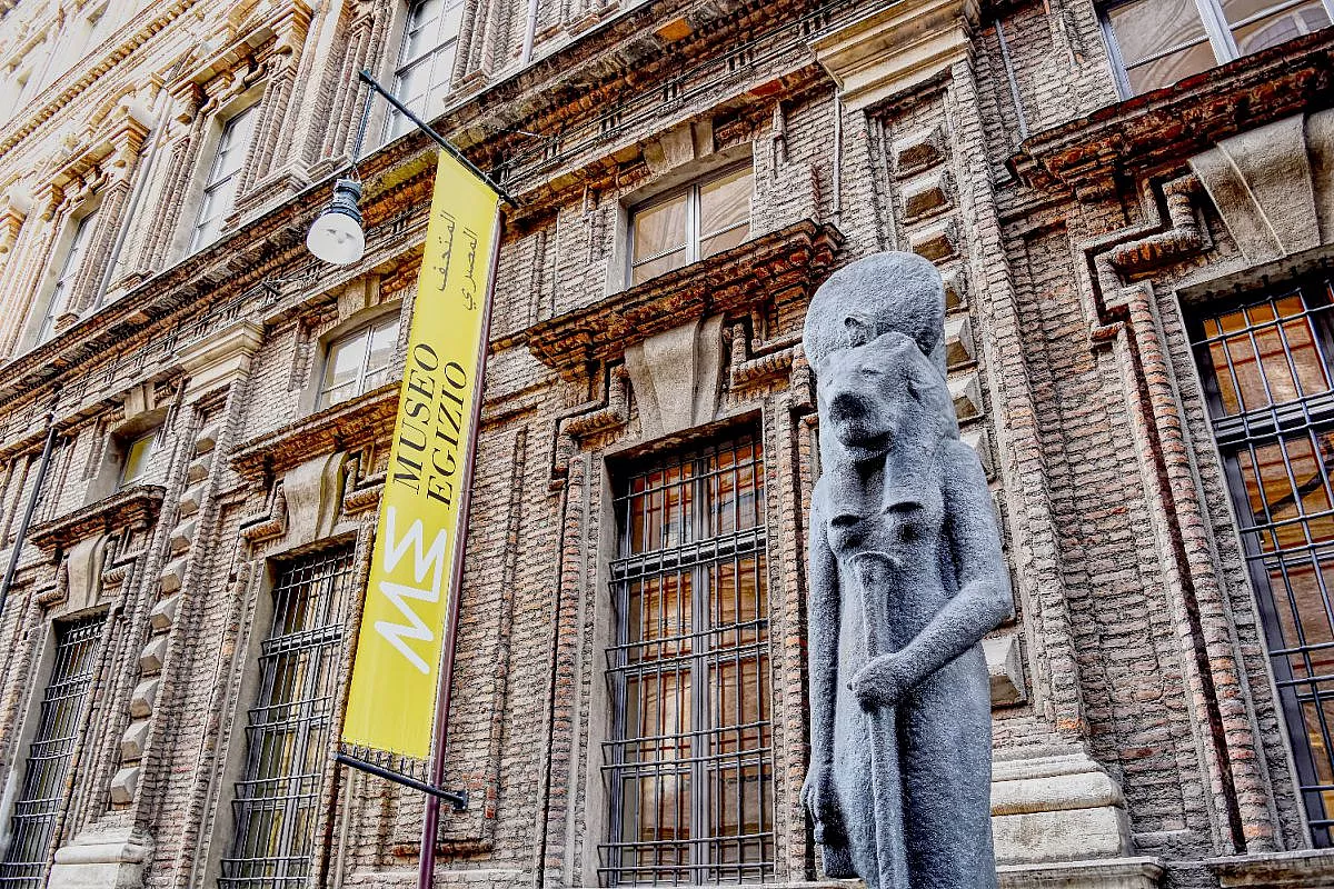 Entrata del Museo Egizio, Torino