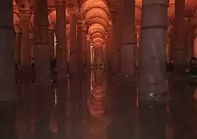 turistipercaso basilica_cisterna