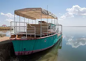 turistipercaso Touristic,Pleasure,Boat,On,Akhchakol,Lake.,Karakalpakstan,,Uzbekistan,,Central,Asia.