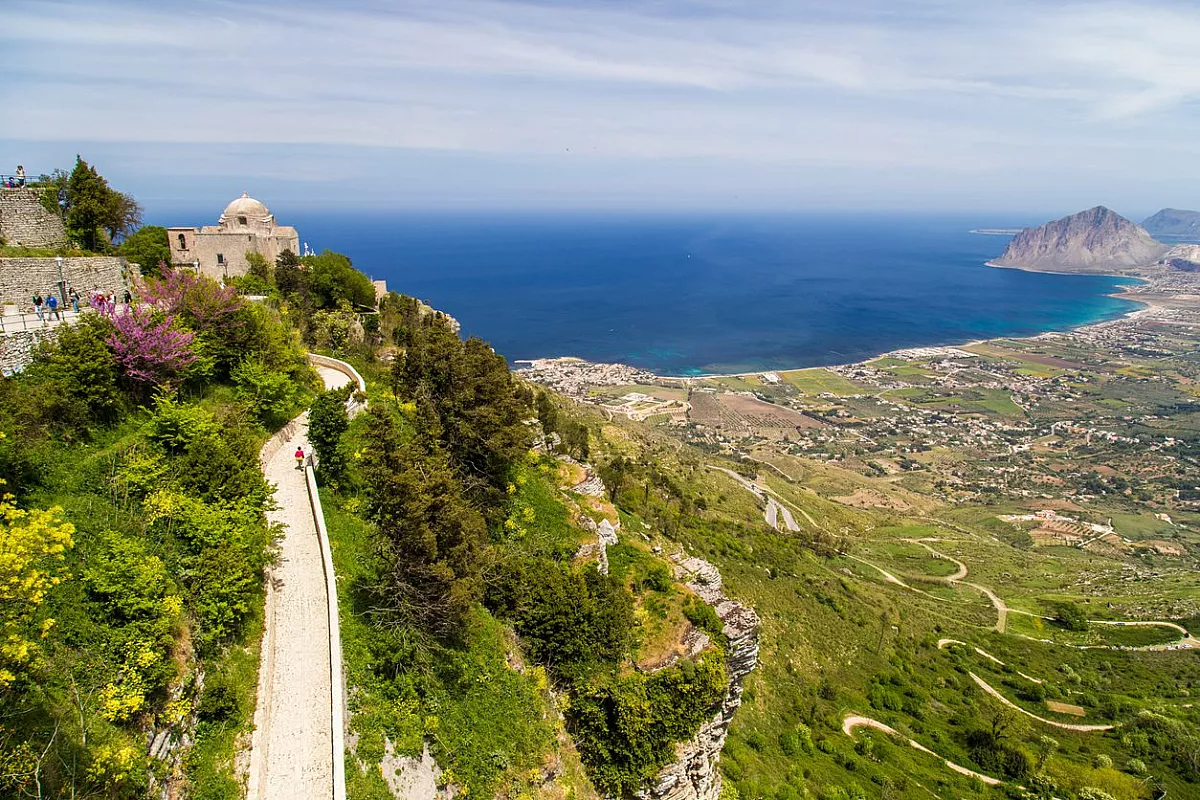 Erice - Sicilia - Chiesa di San GIovanni Battista
