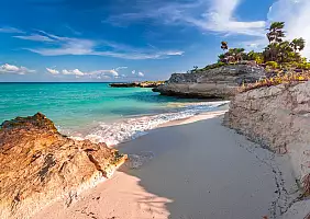 turistipercaso Beach at Caribbean sea in Playa del Carmen, Mexico