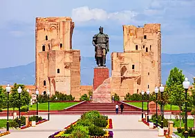 turistipercaso Shahrisabz,,Uzbekistan,-,April,19,,2021:,Tamerlane,Or,Amir,Timur