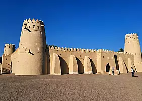 turistipercaso UAE115