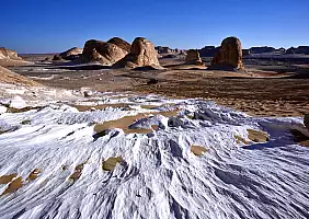 turistipercaso white desert egypt_2469833495