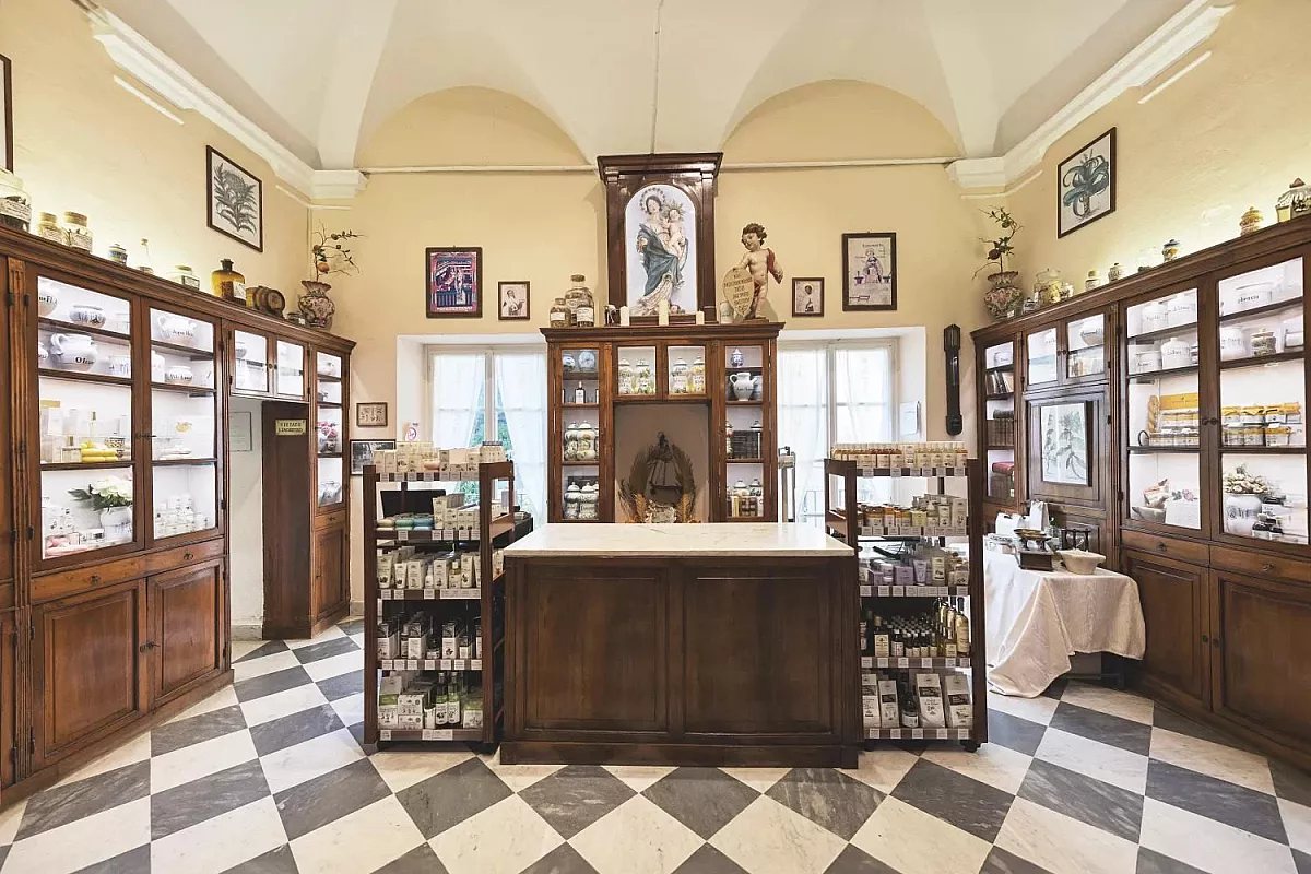 Antica Farmacia Sant'Anna - Genova