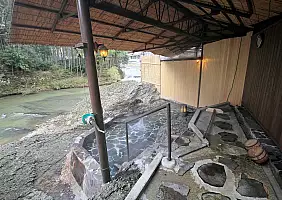turistipercaso onsen-487584673